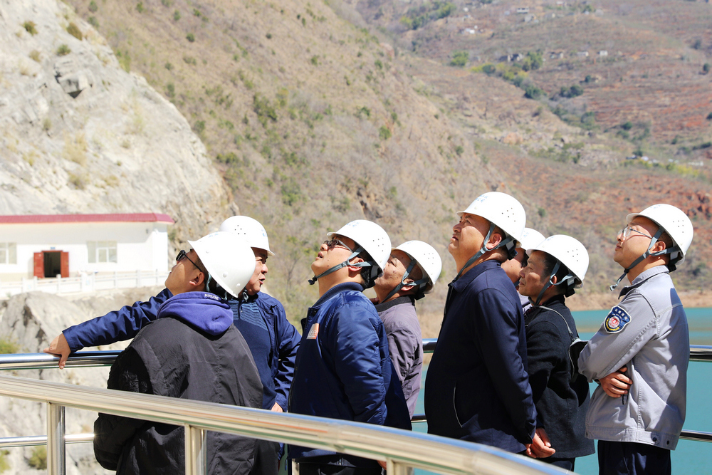 1646655657416289.jpg BM8A4125.jpg